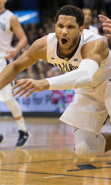 No. 6 Villanova tops Marquette, stays unbeaten in Big East